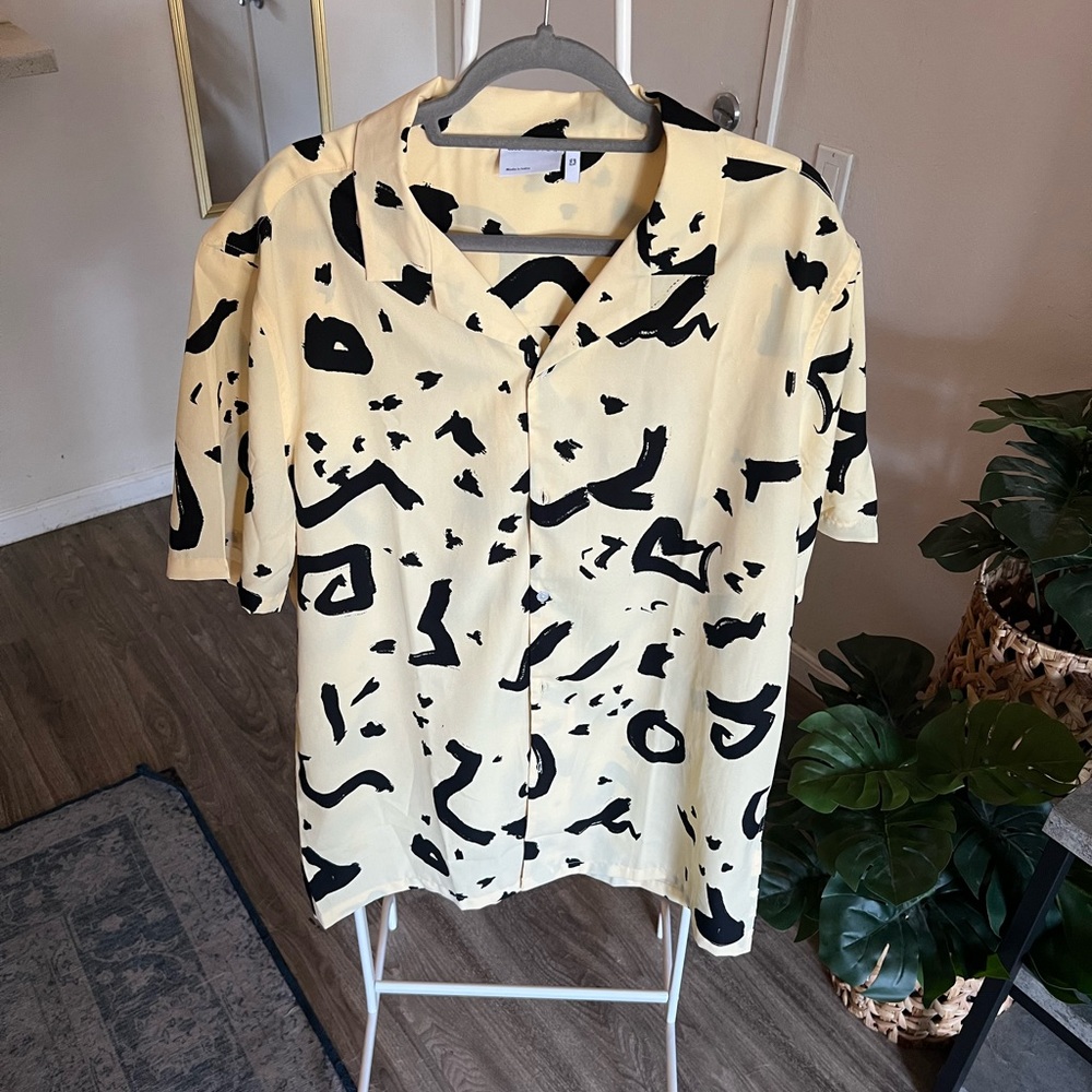Men’s Short sleeve Button up